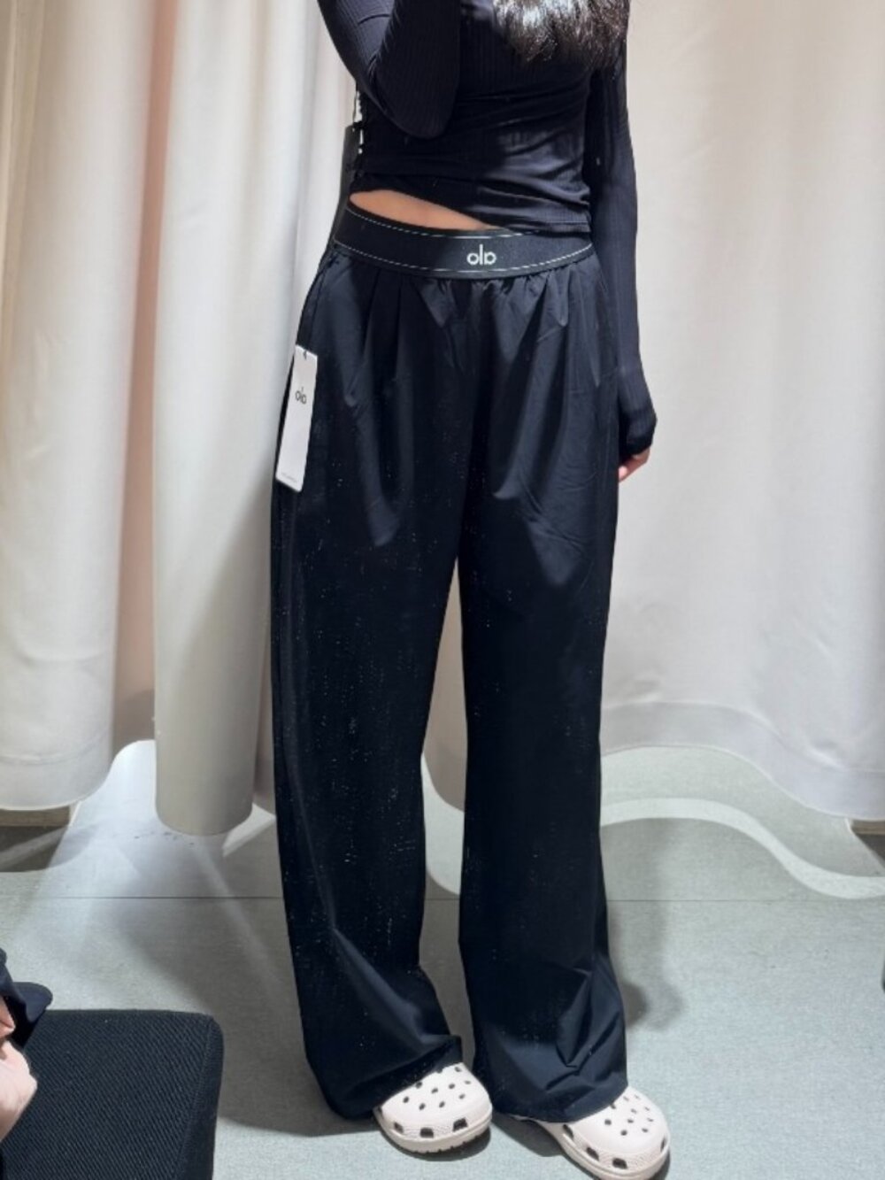 New💜ALO Yoga Suit Up Trouser Black, Straight legs loose | Regular 30-inch